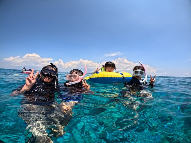 家族で貸切シュノーケリングツアー