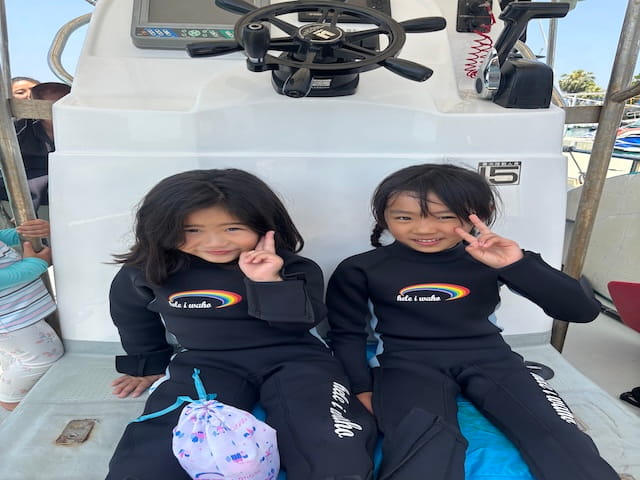 慶良間諸島へ向かう貸切ダイビングボートツアー